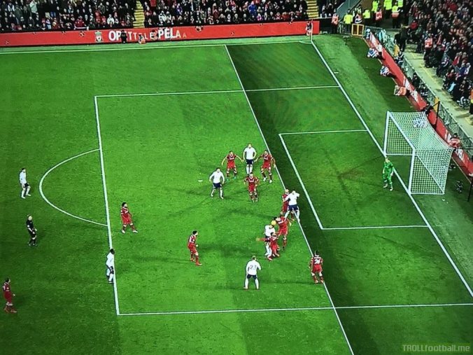 Lamela offside